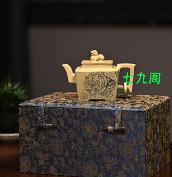 邢正虎紫砂壶作品【五神兽白虎】​刘华篆刻​原矿段泥​260ml